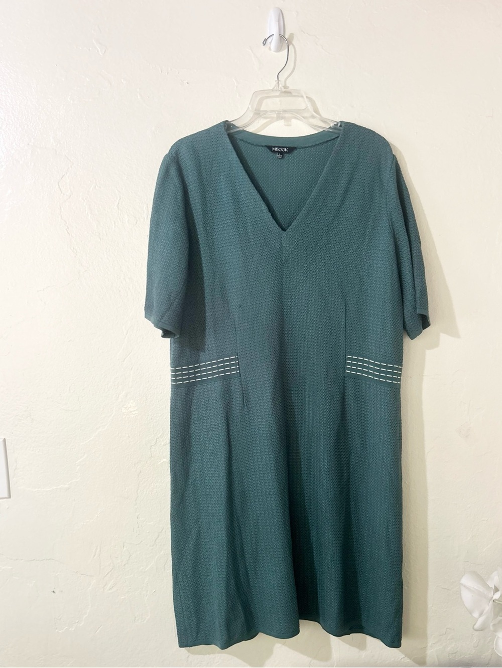 Misook Green Knit 3:4 Sleeve Dress